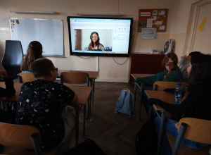 połączenie z kompozytorka przez tablice