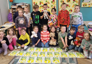 2.Dzieci z 1a ułożyły hasło_